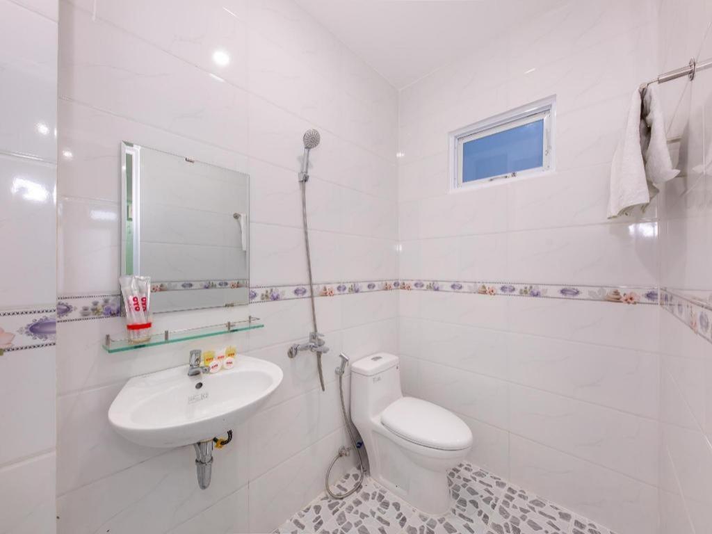 Oyo 898 Phuong Thao Hotel Να Τρανγκ Εξωτερικό φωτογραφία