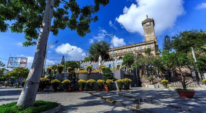 Oyo 898 Phuong Thao Hotel Να Τρανγκ Εξωτερικό φωτογραφία